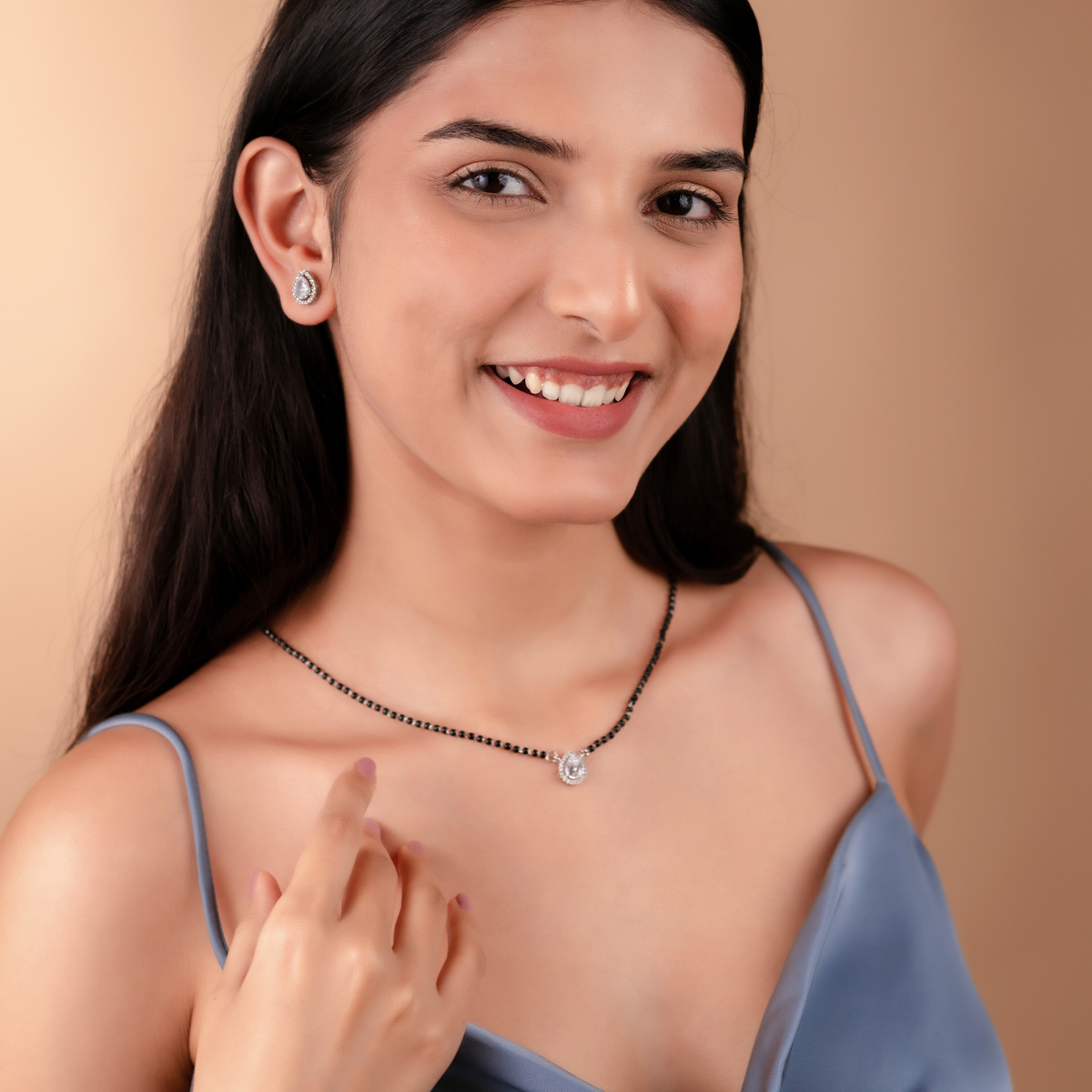Silver Pear Solitaire Mangalsutra