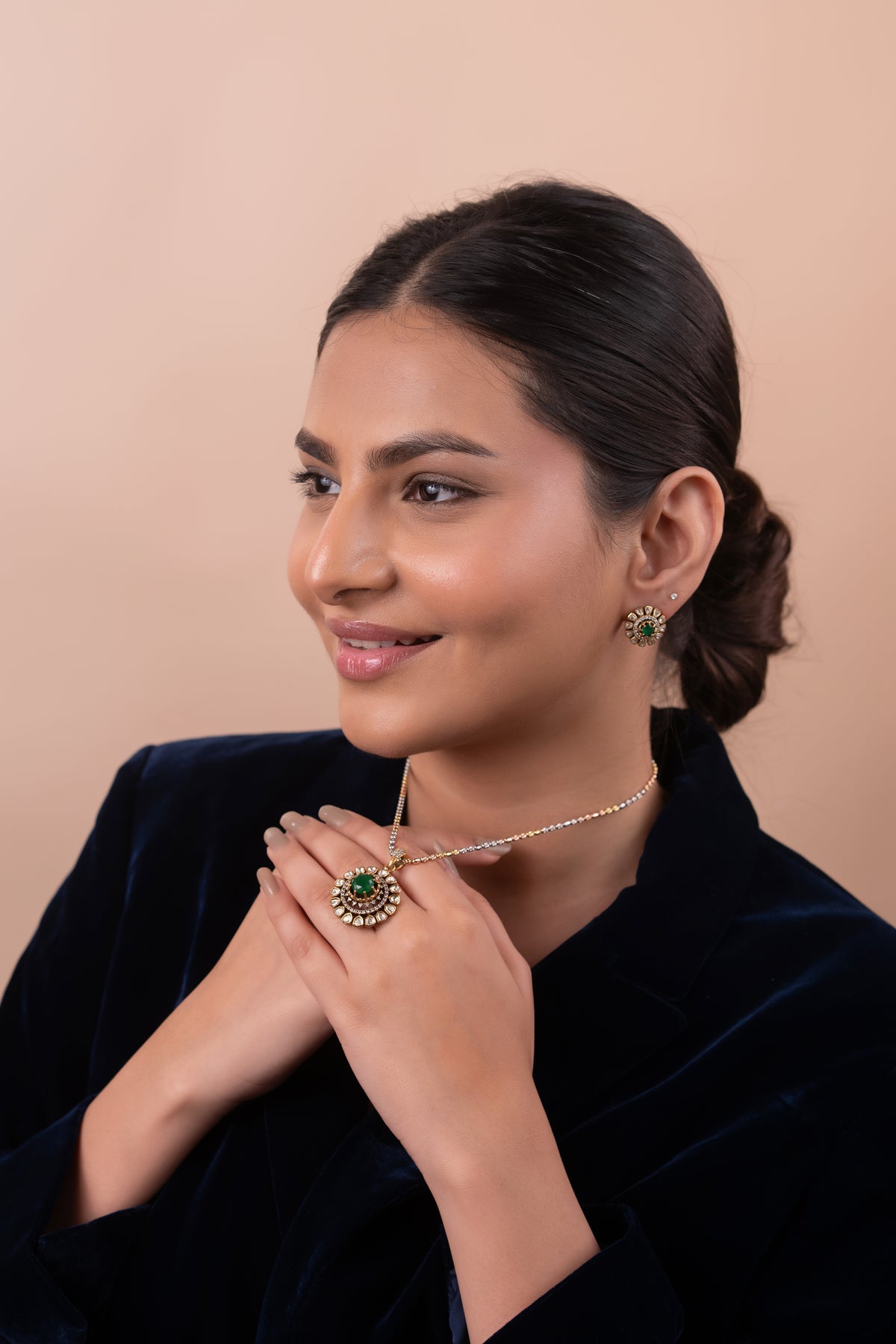 Gold Polish 92.5 Silver Polki Pendant Set with Chain